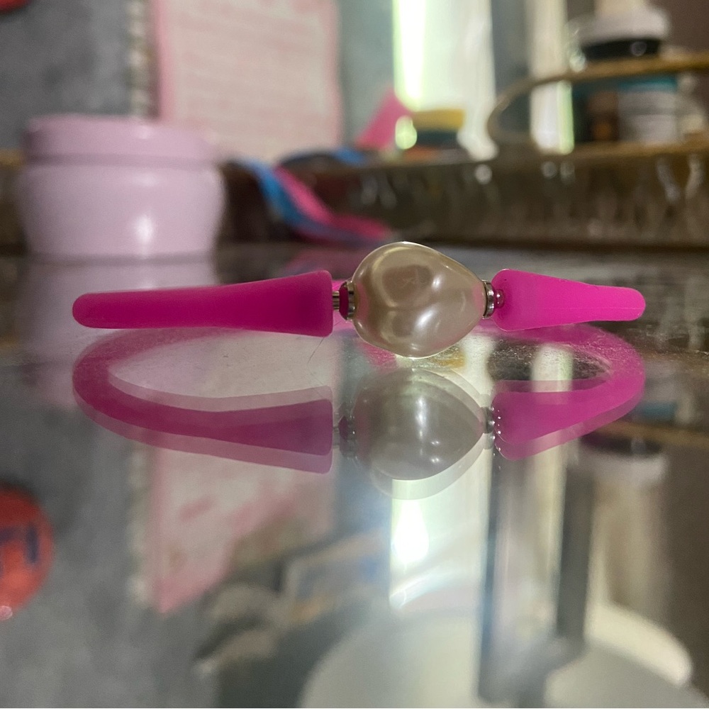 NWOT Hot Pink Gresham Bracelet. Never Worn